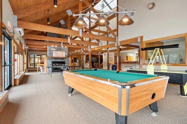 $229,900 | 10 Lakeside W Drive, Unit 53, Lincoln, NH 03251