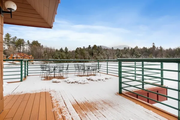 $229,900 | 10 Lakeside W Drive, Unit 53, Lincoln, NH 03251
