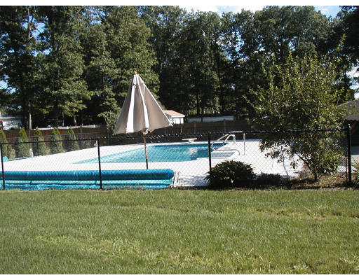 9 Herold Road Peabody, MA 01960 - Photo 4 of 14 Gallery Image 4