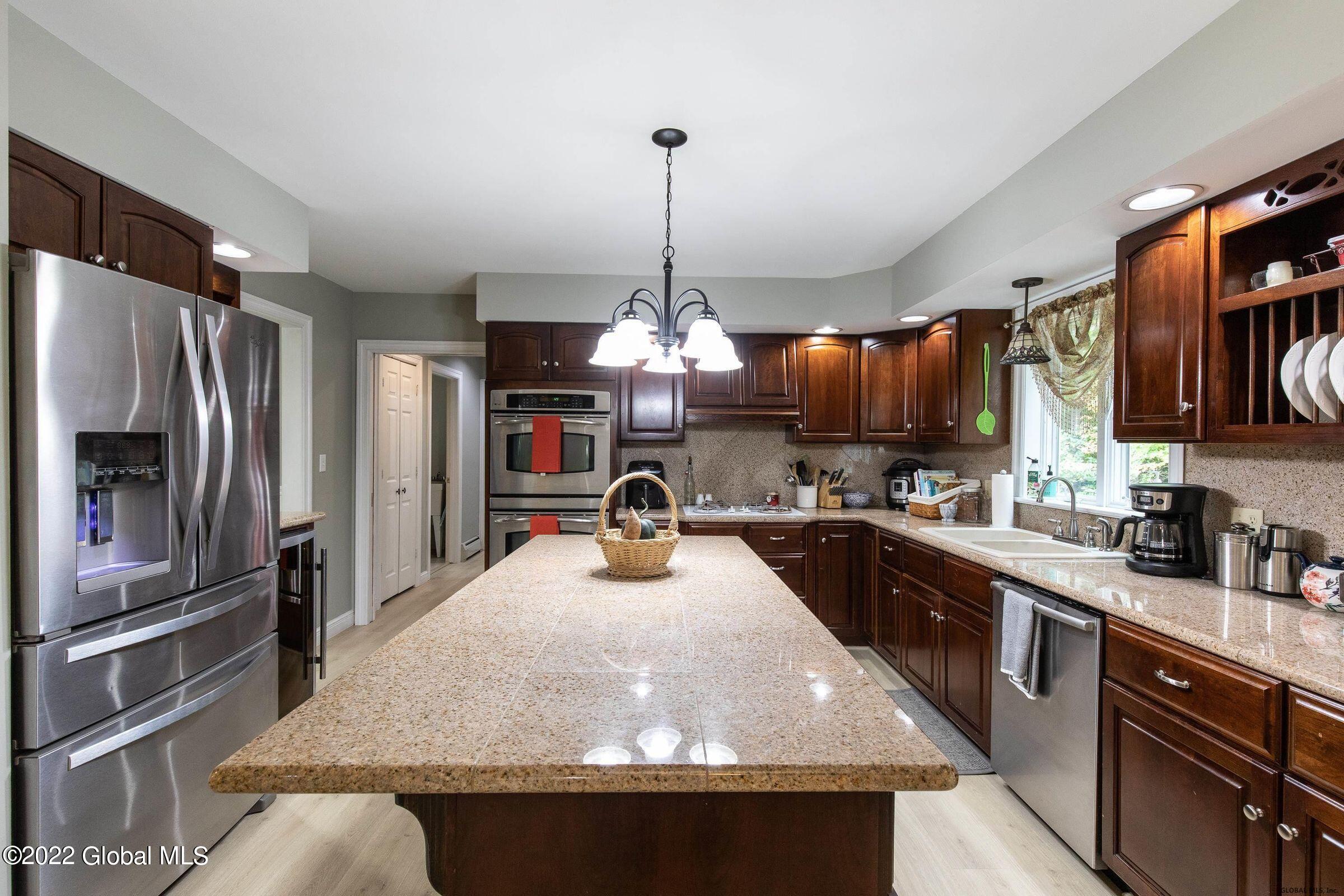 73 Pitcher Road Queensbury, NY 12804 - Photo 13 of 45 20211123222221761656000000-o