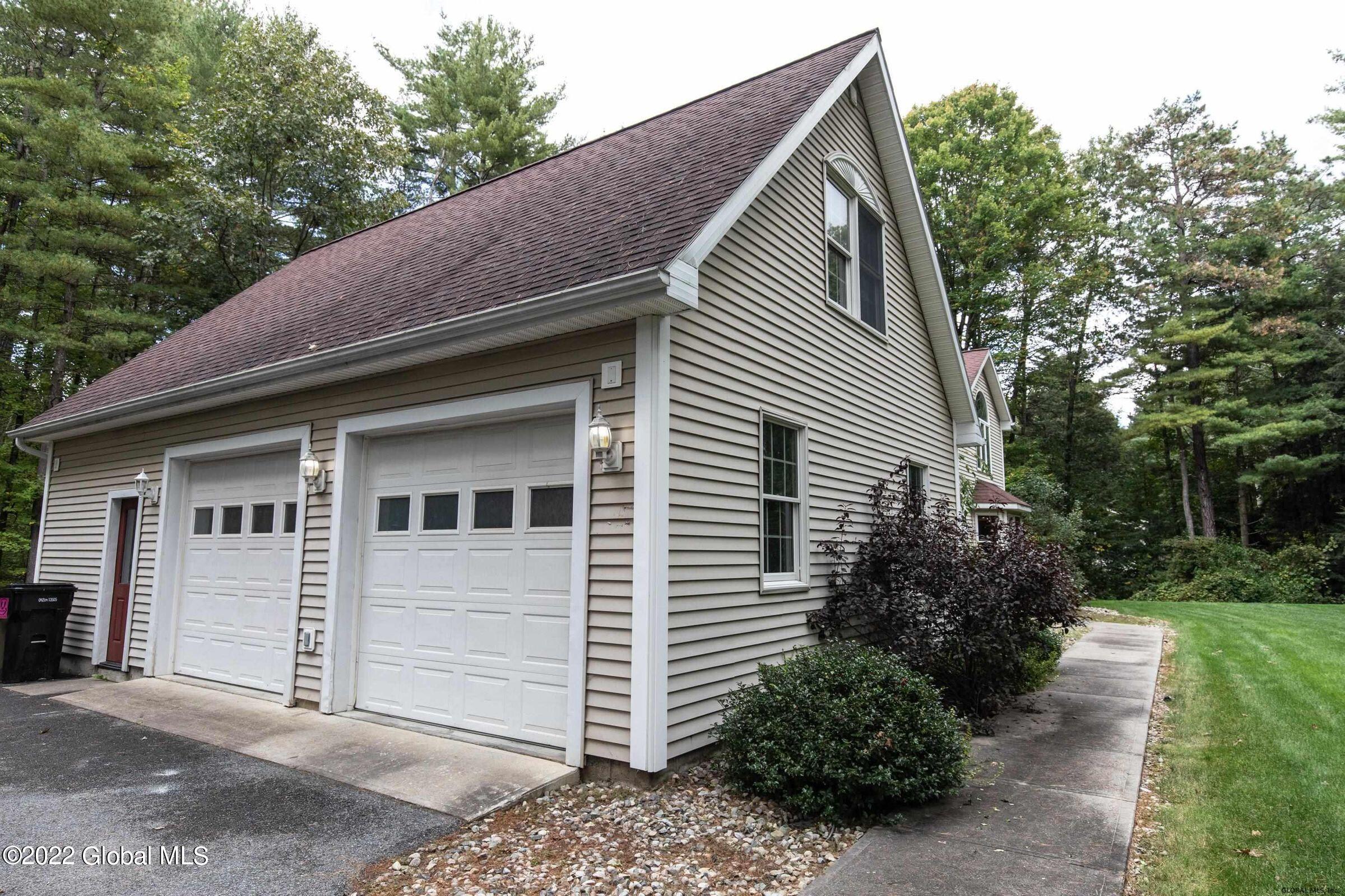 73 Pitcher Road Queensbury, NY 12804 - Photo 43 of 45 20211118085201123070000000-o
