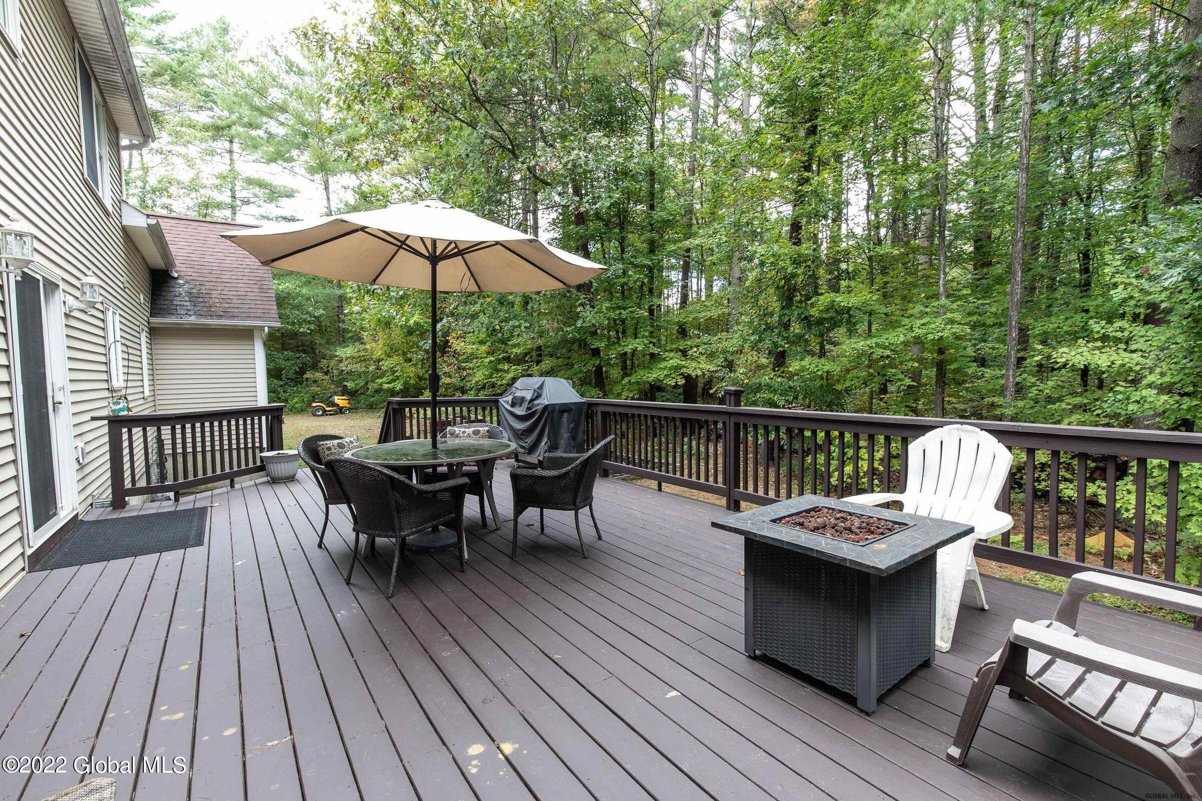 73 Pitcher Road Queensbury, NY 12804 - Photo 8 of 45 20211123222228573547000000-o