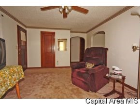 2940 Fillmore Street Springfield, IL 62704 - Photo 3 of 11 Gallery Image 3