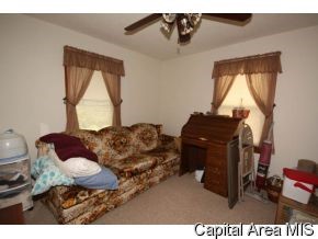2940 Fillmore Street Springfield, IL 62704 - Photo 6 of 11 Gallery Image 6