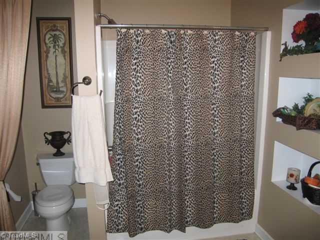1810 Malone Road Burlington, NC 27215 - Photo 11 of 15 Master Bath/Spa.