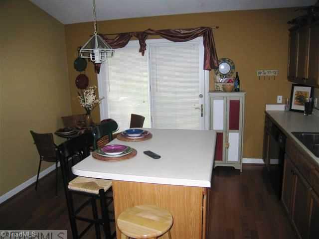1810 Malone Road Burlington, NC 27215 - Photo 6 of 15 Kitchen.