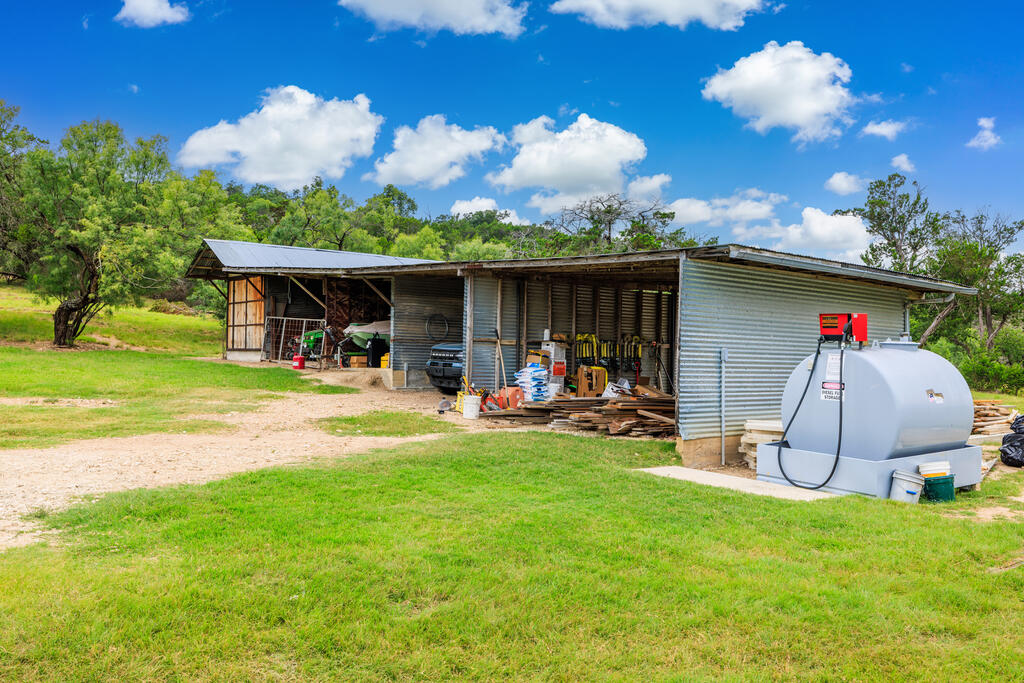 4995 Ranch Road Doss, TX 78618 - Photo 36 of 46 Gallery Image 36
