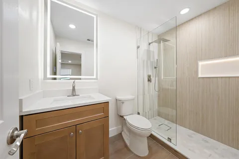 $665,000 | 117 Southeast 22nd Avenue, Boynton Beach, FL 33435