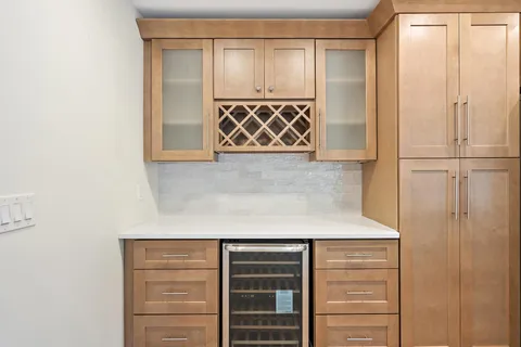 $665,000 | 117 Southeast 22nd Avenue, Boynton Beach, FL 33435