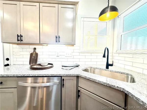 $479,900 | 7531 Brownstown Road, Henryville, IN 47126