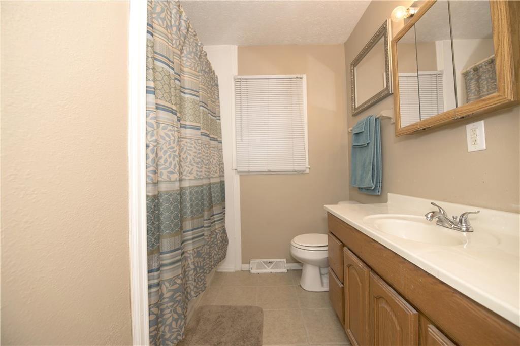 2158 East Thompson Road Indianapolis, IN 46227 - Photo 11 of 20 Gallery Image 11