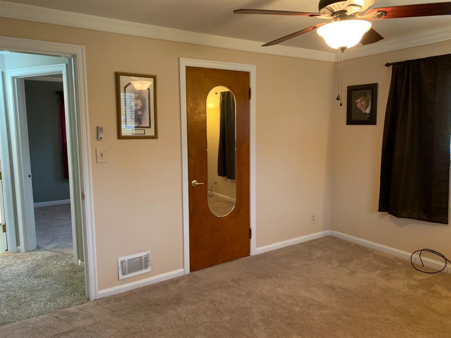 4562 Sycamore Road Cincinnati, OH 45236 - Photo 14 of 30 Gallery Image 14