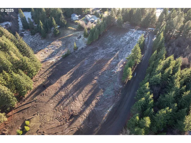 a view of a large building