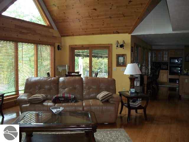 1730 Deerhaven Road Alger, MI 48610 - Photo 21 of 53 1759953-20.JPG