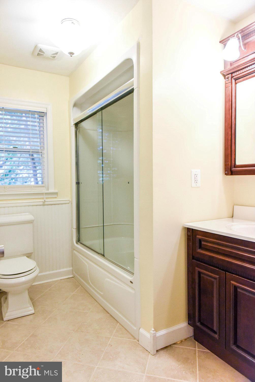 20583 Goddard Road Lexington Park, MD 20653 - Photo 7 of 30 Bath