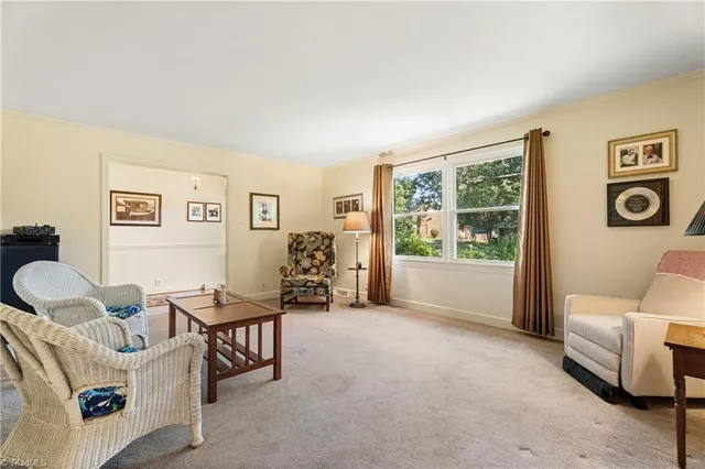 $399,900 | 406 South Cliffdale Drive, Winston-Salem, NC 27104