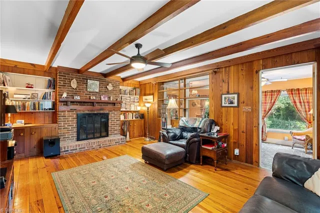 $399,900 | 406 South Cliffdale Drive, Winston-Salem, NC 27104