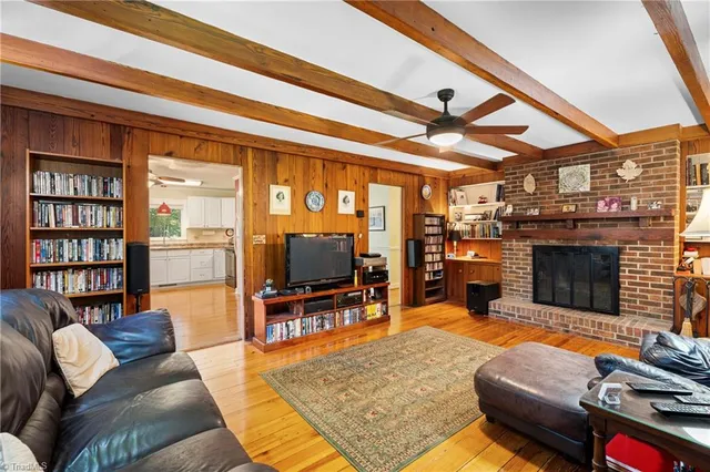 $399,900 | 406 South Cliffdale Drive, Winston-Salem, NC 27104