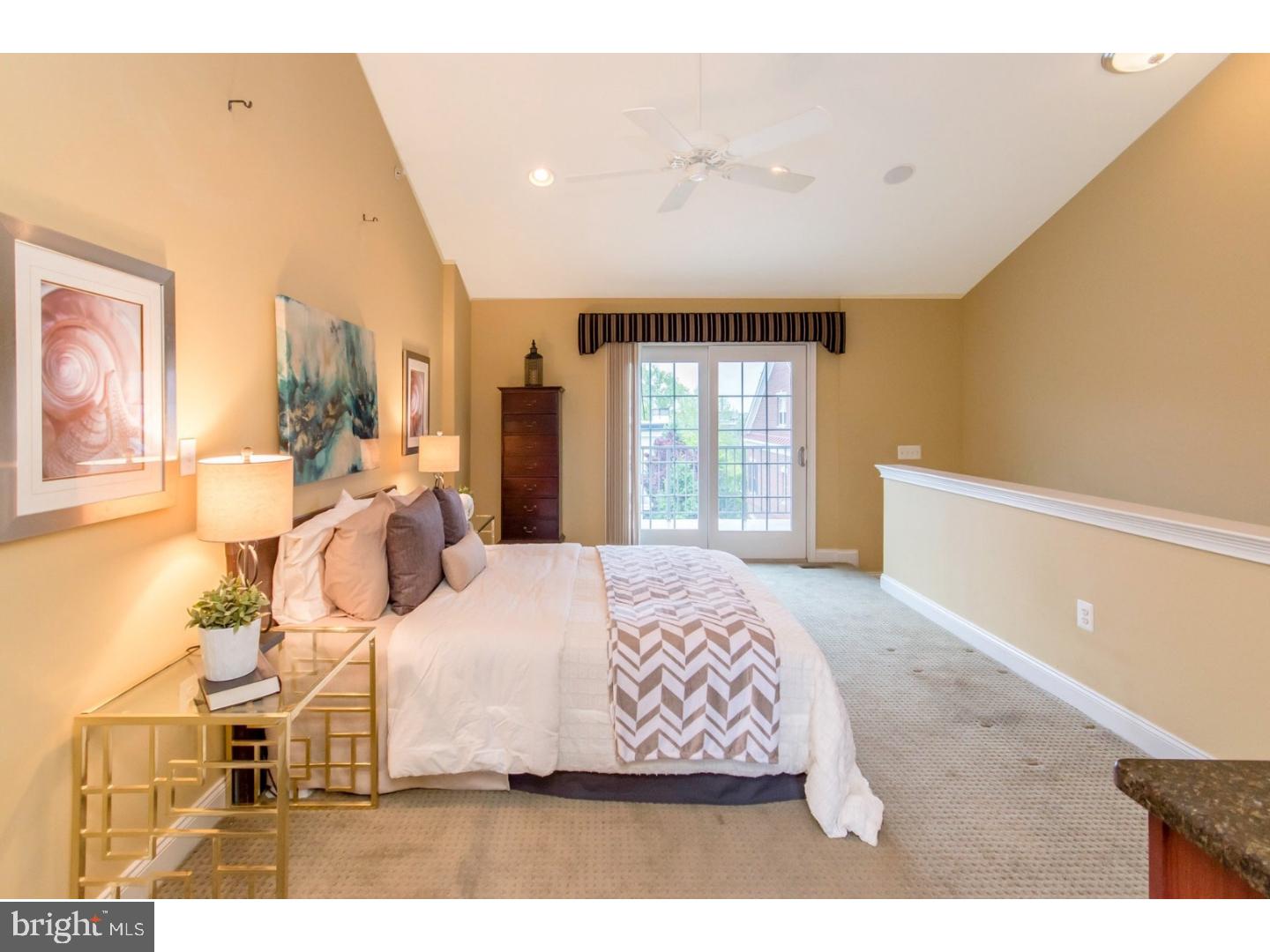 207 Admirals Way Philadelphia, PA 19146 - Photo 21 of 24 Loft