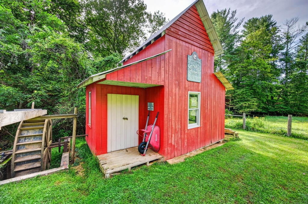 765 Waterwheel Road Galax, VA 24333 - Photo 139 of 148 Gallery Image 139