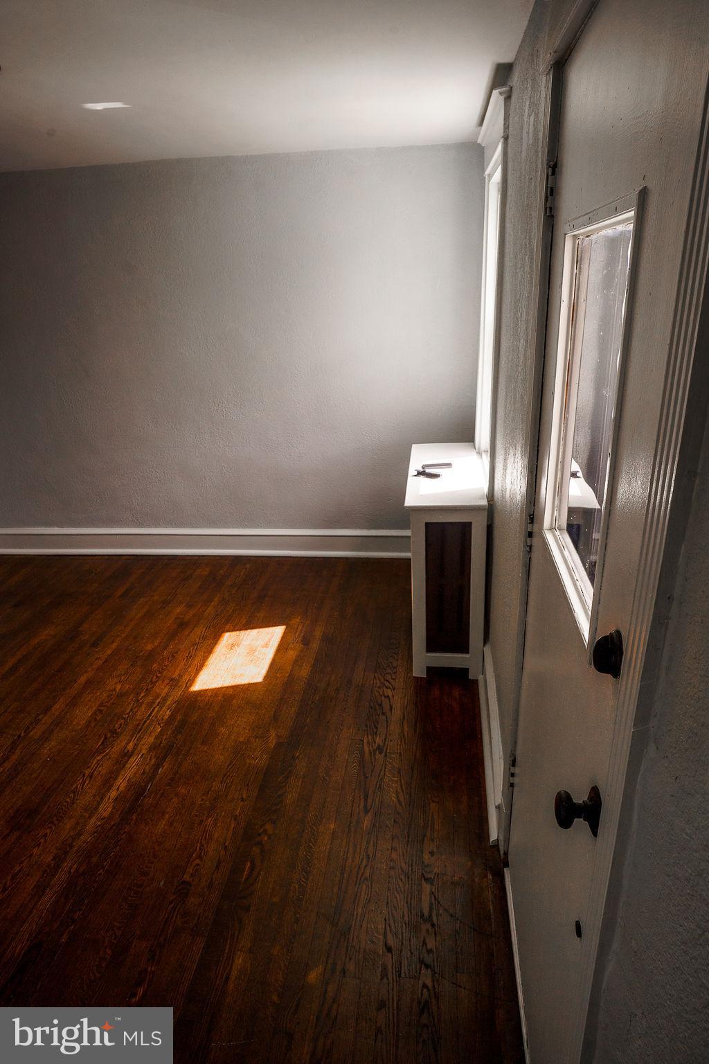 7121 Guilford Road Upper Darby, PA 19082 - Photo 16 of 24 2nd floor Bedroom