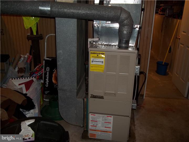 243 G Street Carneys Point, NJ 08069 - Photo 18 of 23 Basement