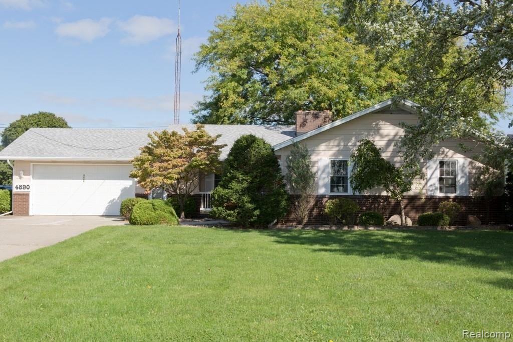 4890 East Dunbar Road Monroe, MI 48161 - Photo 1 of 18 1.jpg