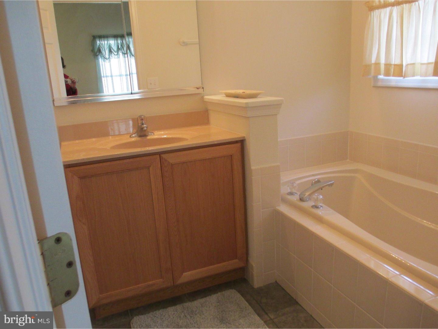 2 Laurel Ridge Lane Columbus, NJ 08022 - Photo 13 of 19 Master Bathroom