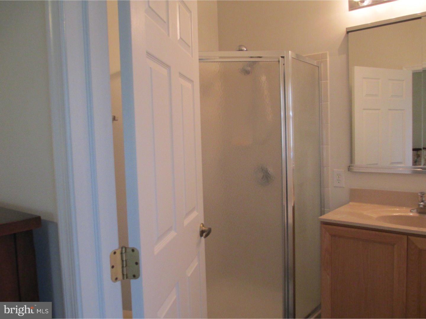 2 Laurel Ridge Lane Columbus, NJ 08022 - Photo 14 of 19 Master Bathroom
