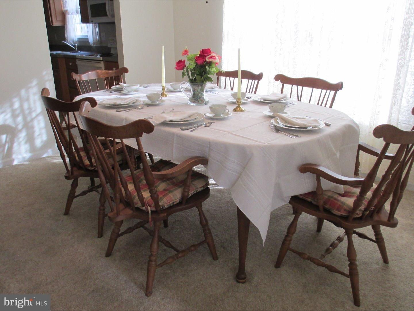2 Laurel Ridge Lane Columbus, NJ 08022 - Photo 5 of 19 Dining Room