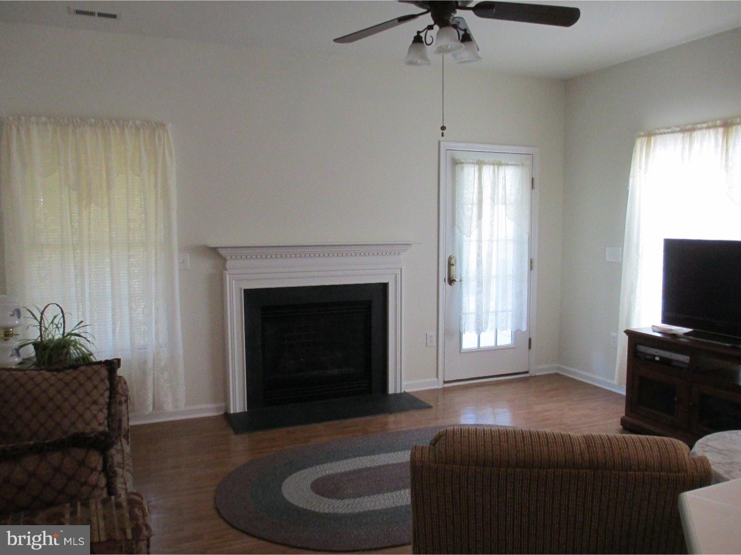 2 Laurel Ridge Lane Columbus, NJ 08022 - Photo 10 of 19 Den