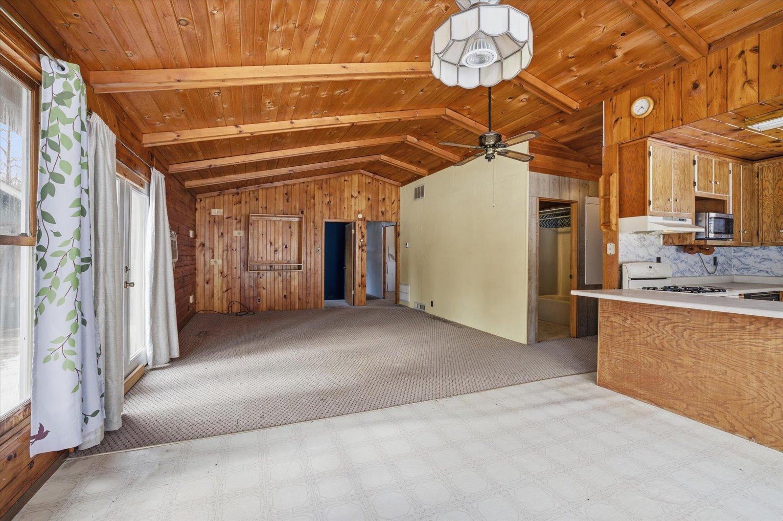 59404 Herron Road Bigfork, MN 56628 - Photo 8 of 40