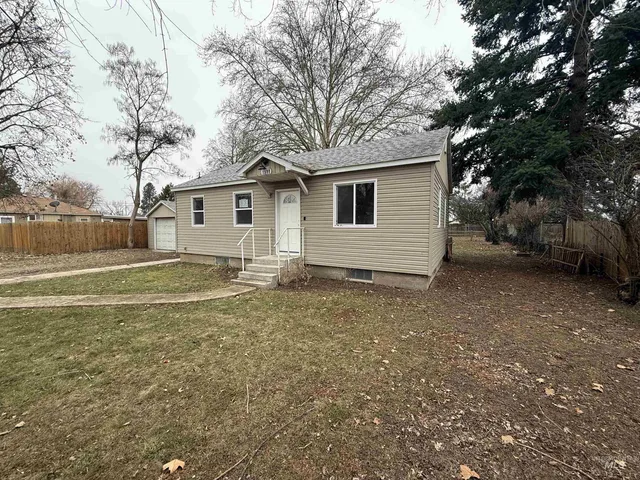 $294,000 | 1911 Lansing Avenue, Caldwell, ID 83605