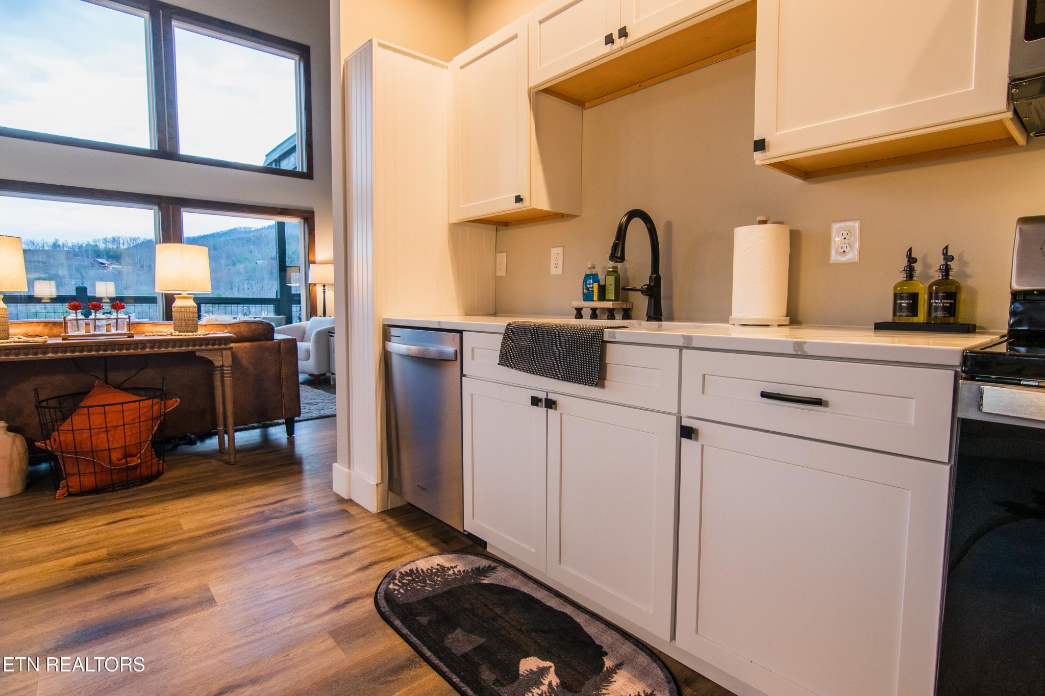 1113 Mathis Hollow Road Gatlinburg, TN 37738 - Photo 7 of 52