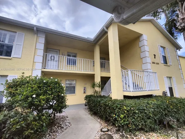 $1,800 | 2668 Kings Lake Boulevard, Unit 2668, Naples, FL 34112