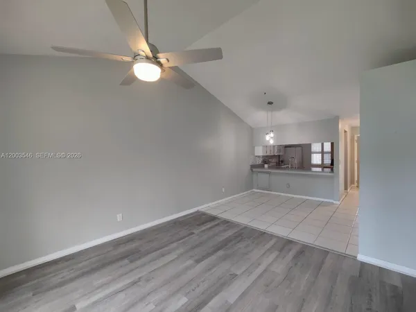 $1,800 | 2668 Kings Lake Boulevard, Unit 2668, Naples, FL 34112
