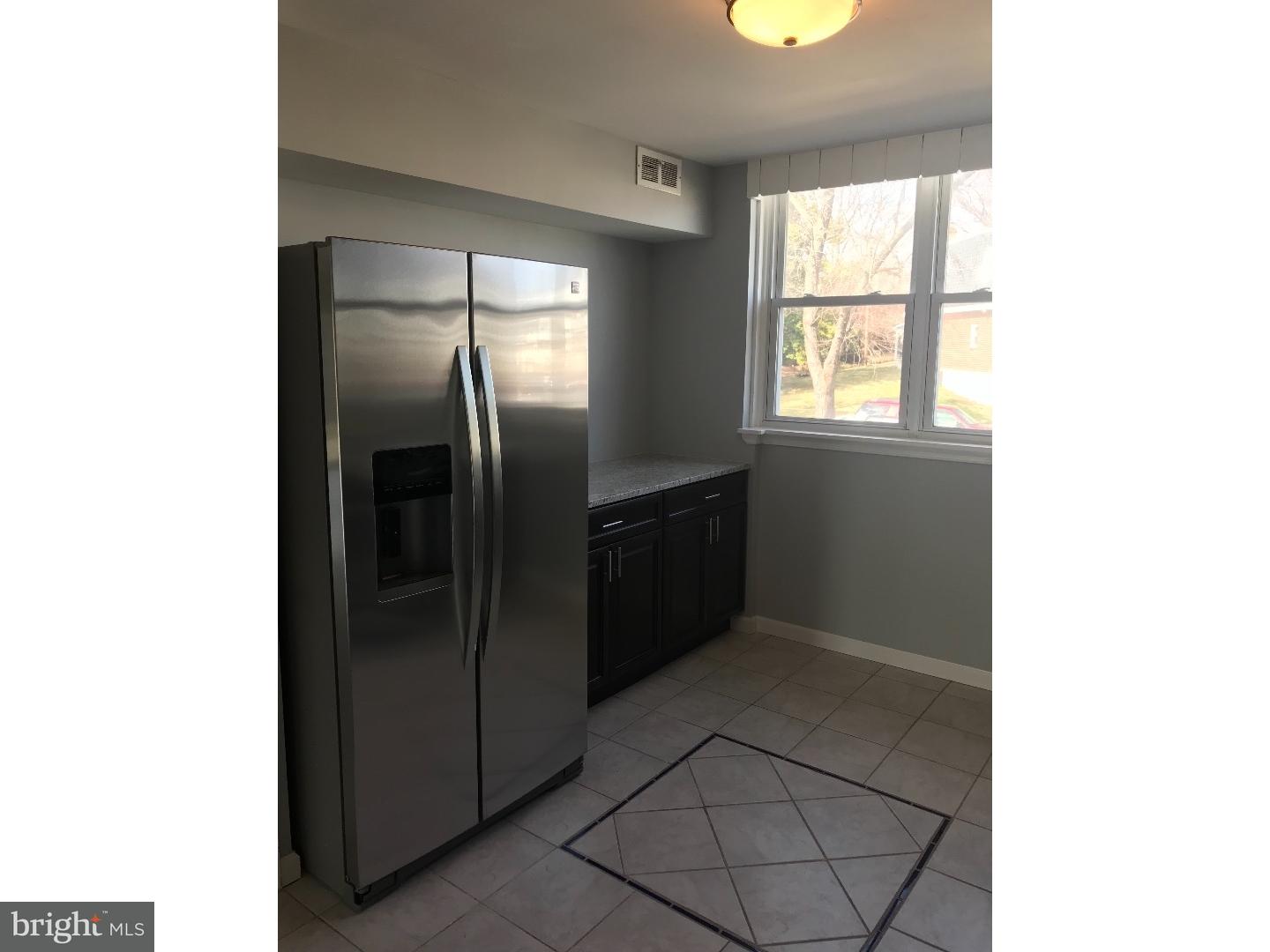 4262 Lawnside Road Philadelphia, PA 19154 - Photo 2 of 18 Gallery Image 2