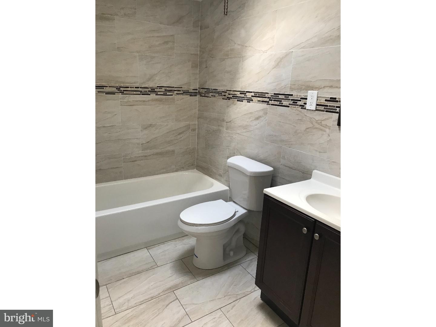 4262 Lawnside Road Philadelphia, PA 19154 - Photo 12 of 18 Gallery Image 12