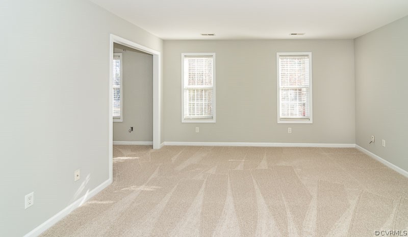 20006 Ivan Road Petersburg, VA 23803 - Photo 16 of 38 an empty room with windows