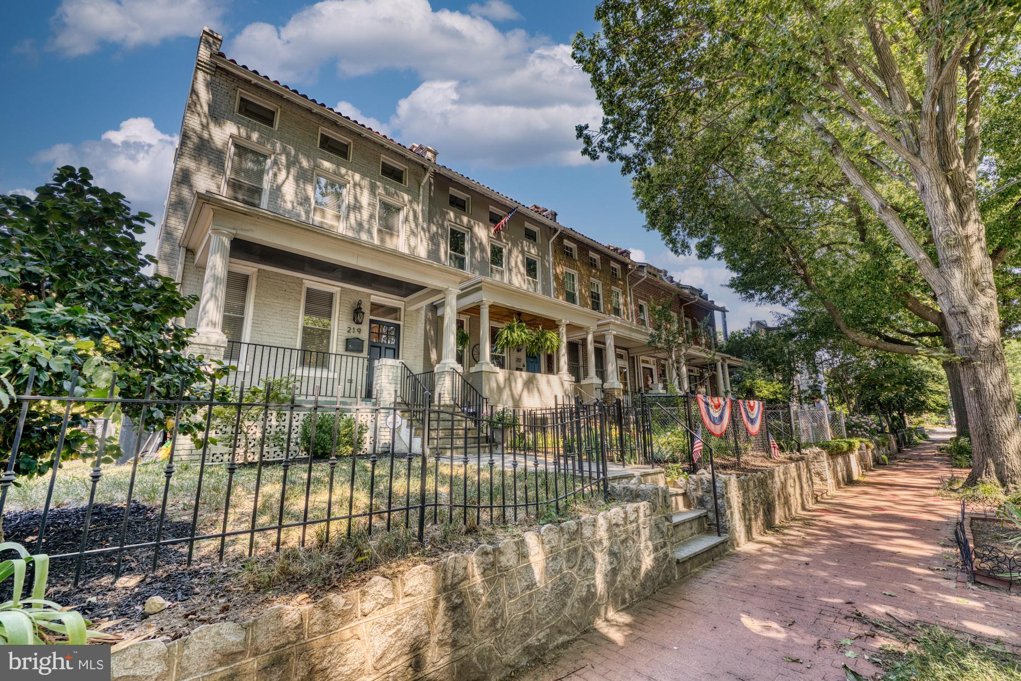 219 14th Street Southeast Washington, DC 20003 - Photo 1 of 34