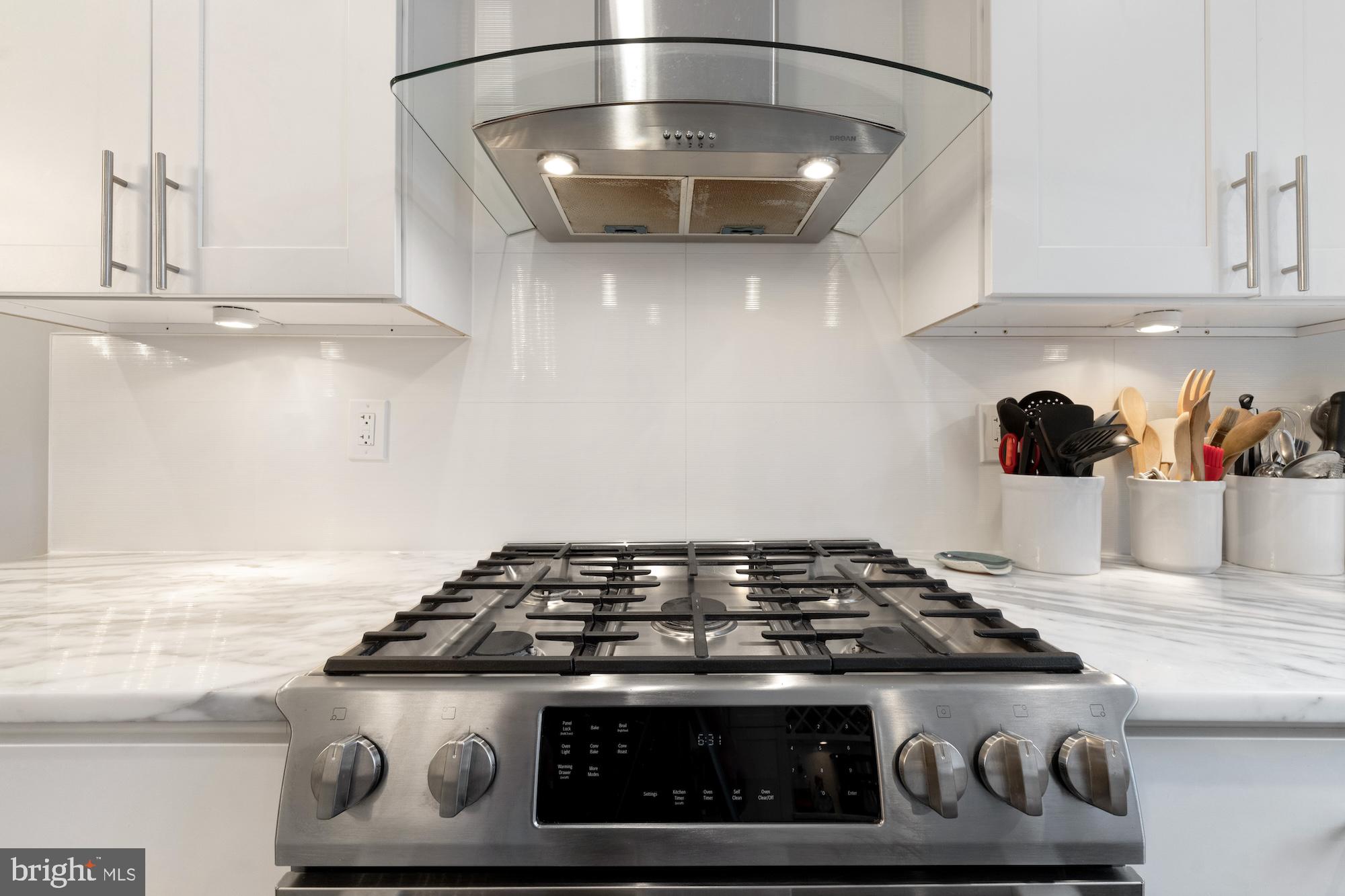 219 14th Street Southeast Washington, DC 20003 - Photo 13 of 34