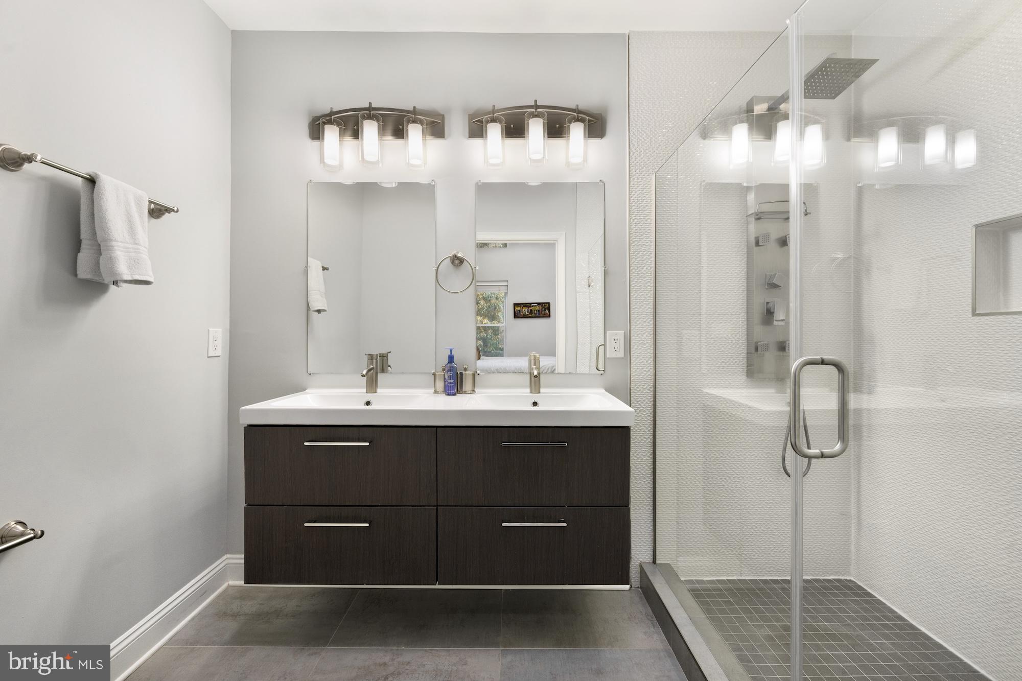 219 14th Street Southeast Washington, DC 20003 - Photo 18 of 34