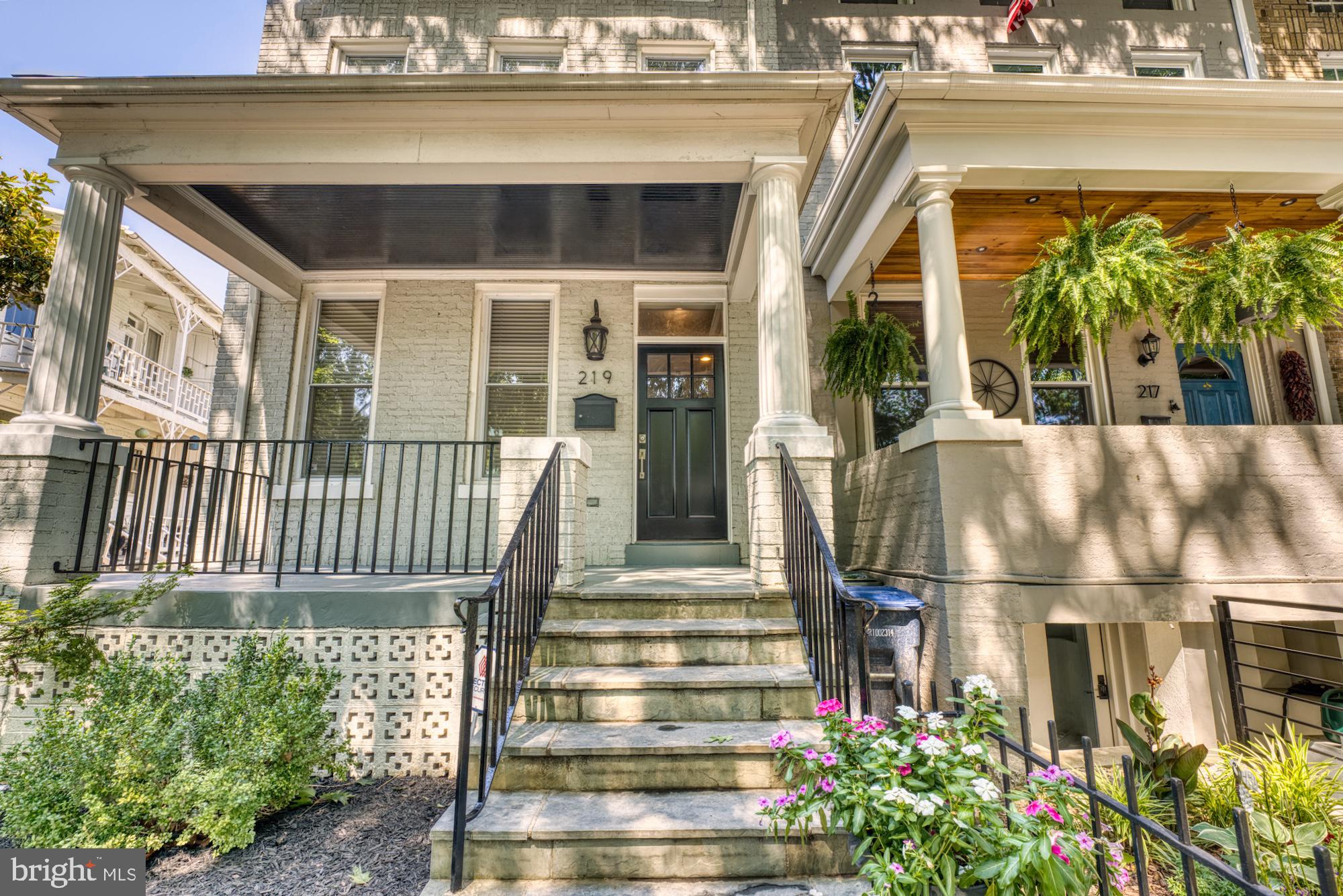 219 14th Street Southeast Washington, DC 20003 - Photo 3 of 34