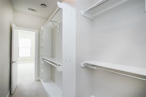 611 Sydnor Street Houston, TX 77020 - Photo 22 of 26 a view of closet