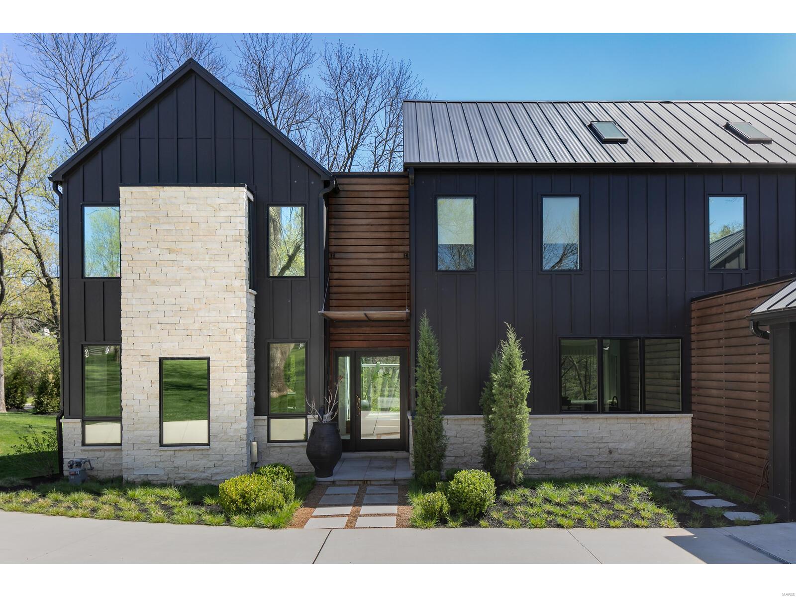 3 Nantucket Lane St. Louis, MO 63132 - Photo 2 of 60