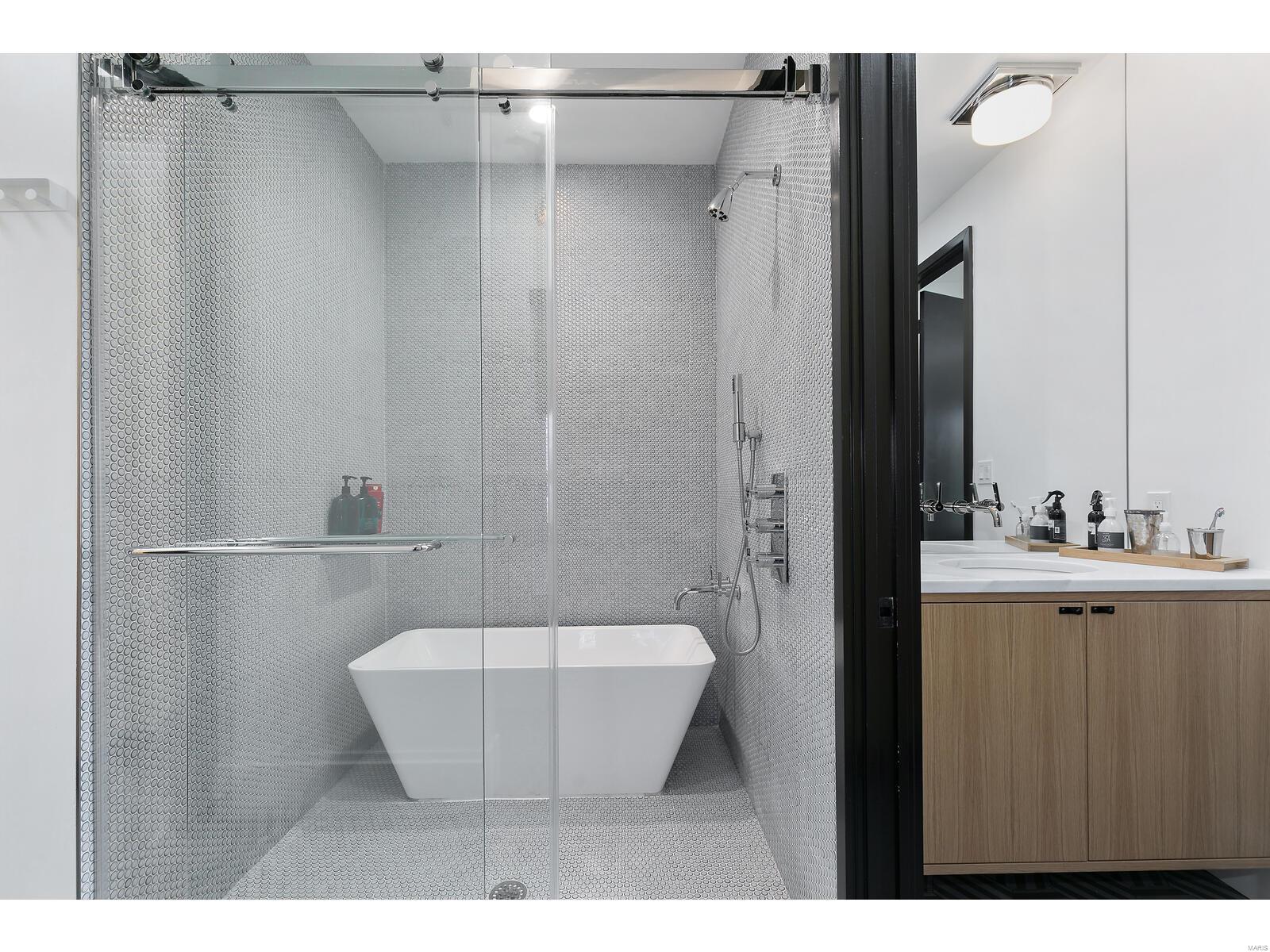 3 Nantucket Lane St. Louis, MO 63132 - Photo 36 of 60