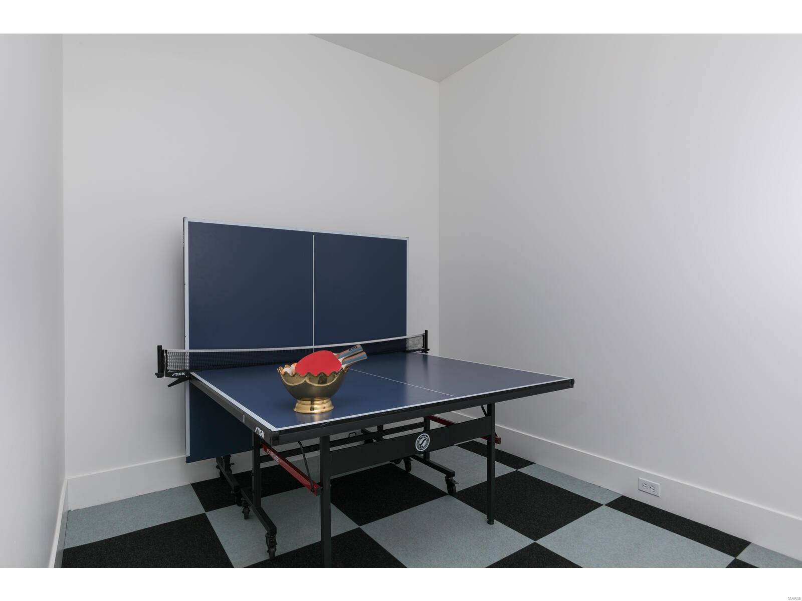 3 Nantucket Lane St. Louis, MO 63132 - Photo 51 of 60