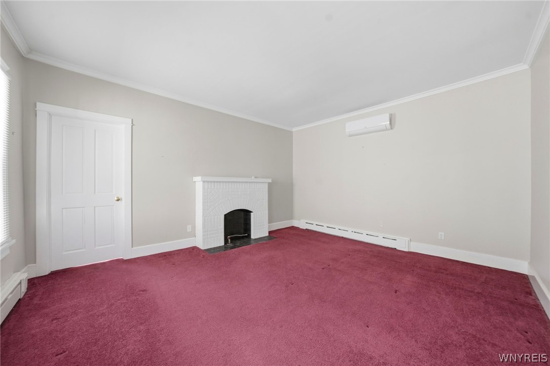 176 Adam Street Tonawanda, NY 14150 - Photo 15 of 46 Living Room