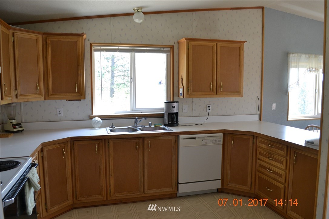 533 B Swanson Mill Road, Unit B Tonasket, WA 98855 - Photo 6 of 19 Gallery Image 6