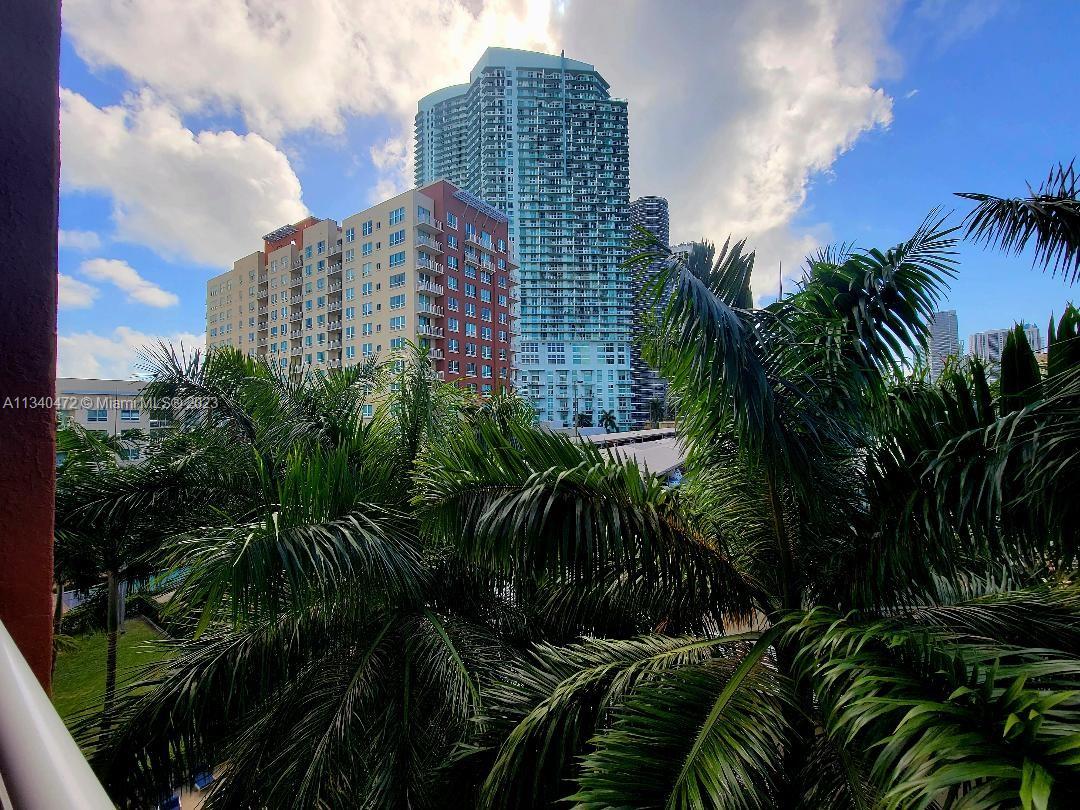 2001 Biscayne Boulevard, Unit 2505 Miami, FL 33137 - Photo 10 of 18